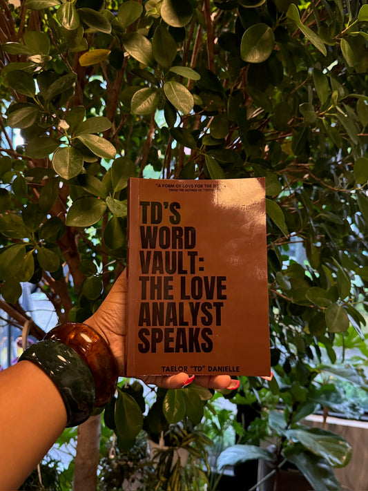 Book: TD’s Word Vault : The Love Analyst Speaks. 🌸